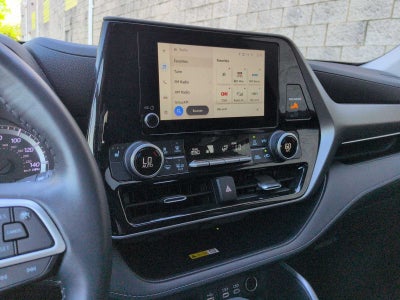 Toyota Highlander Hybrid XLE 2023