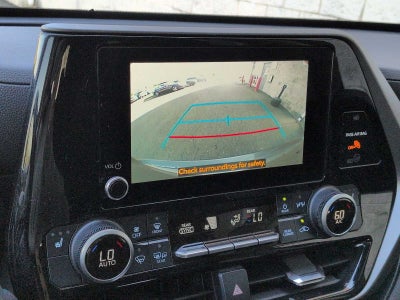 Toyota Highlander Hybrid XLE 2023