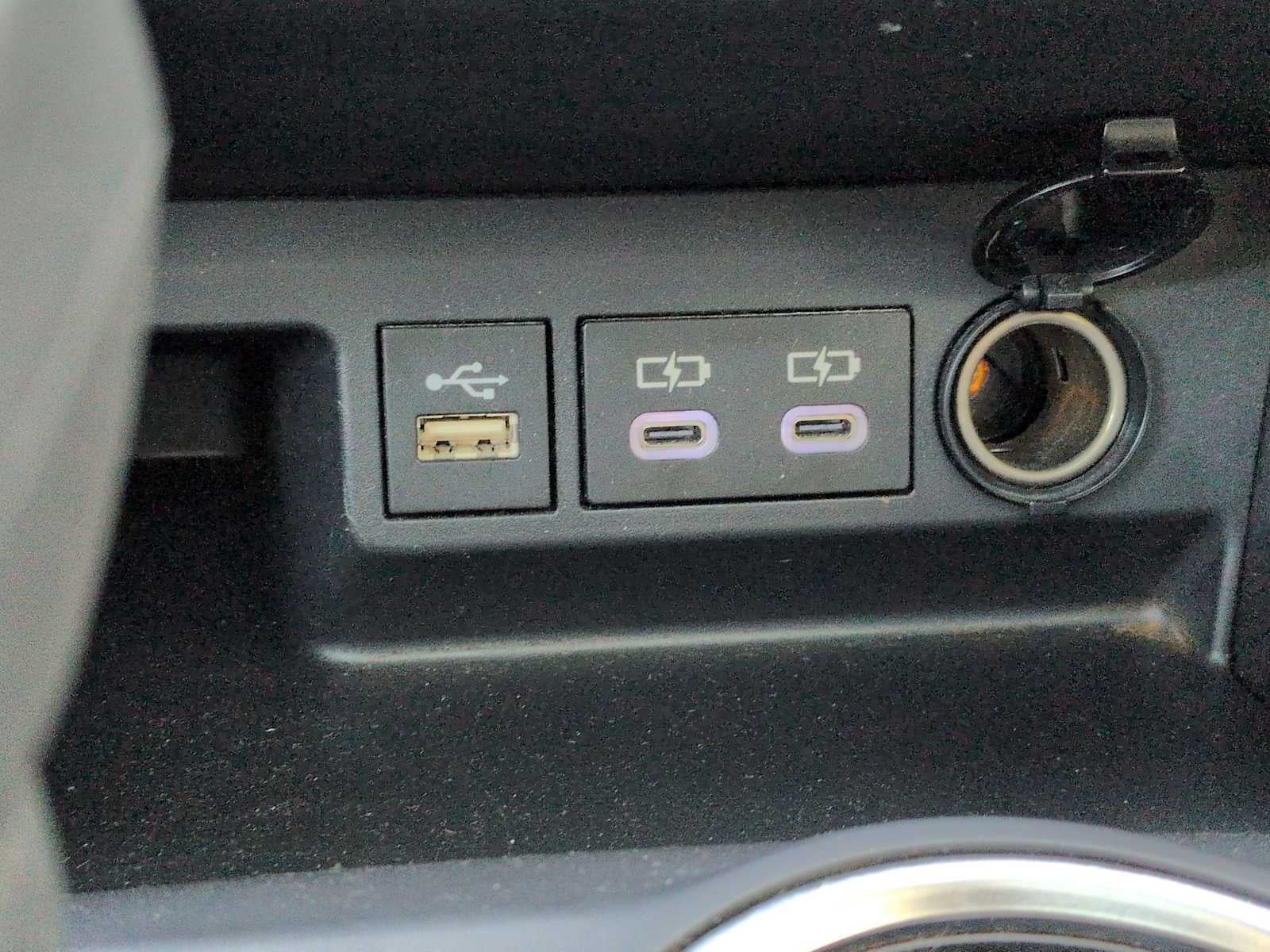 Toyota Highlander Hybrid XLE 2023