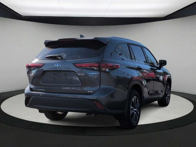 Toyota Highlander Hybrid XLE 2023