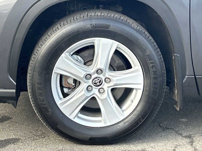 Toyota Highlander LE 2023