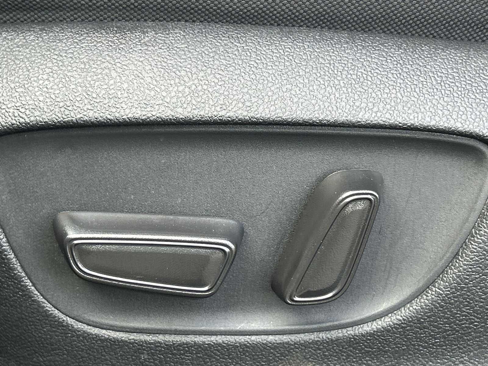 Toyota Highlander LE 2023