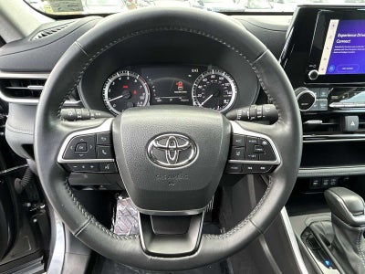 Toyota Highlander LE 2023