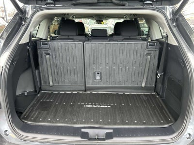 Toyota Highlander LE 2023