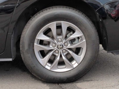 Toyota Sienna LE 2024