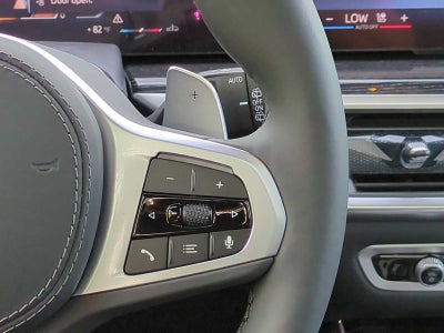 2025 BMW X7 xDrive40i