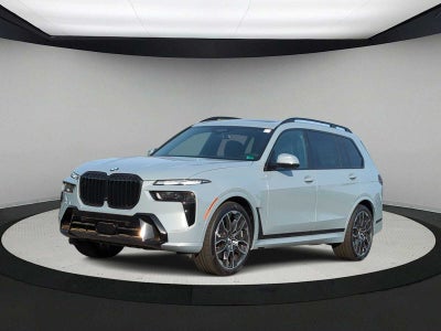 2025 BMW X7 xDrive40i