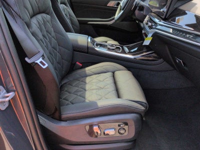 2027 BMW X7 xDrive40i