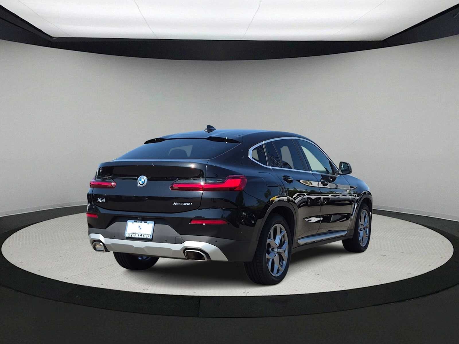 2023 BMW X4 xDrive30i