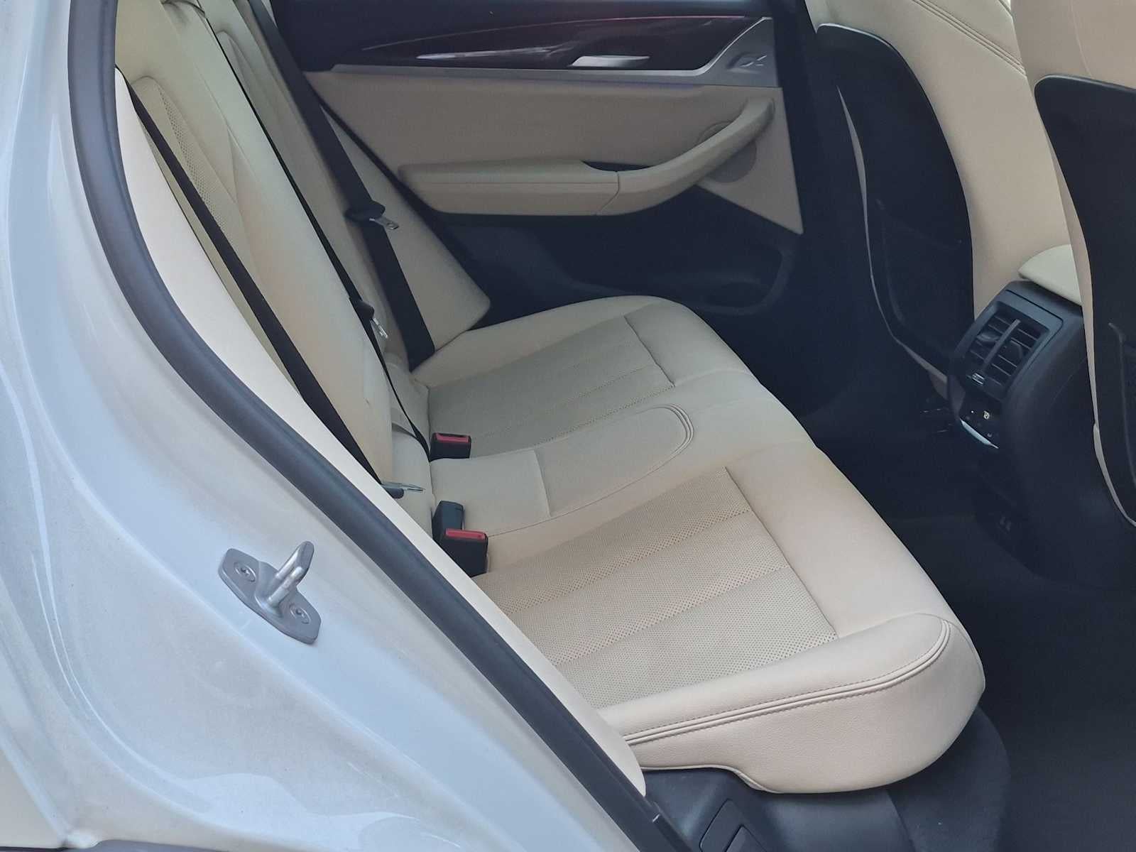 2023 BMW X4 xDrive30i