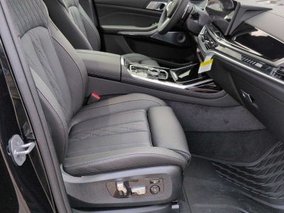2027 BMW X7 M60i