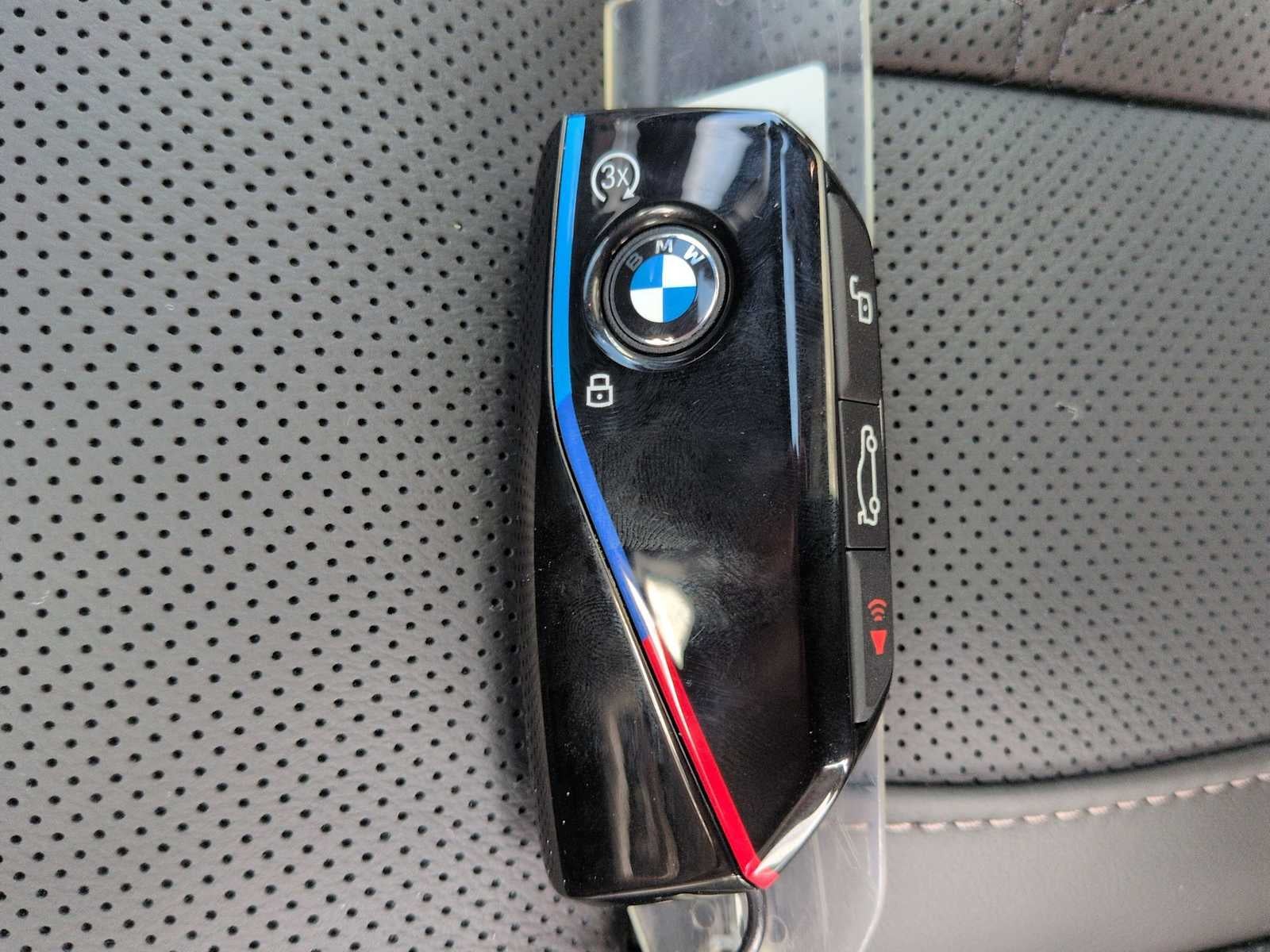 2027 BMW X7 M60i