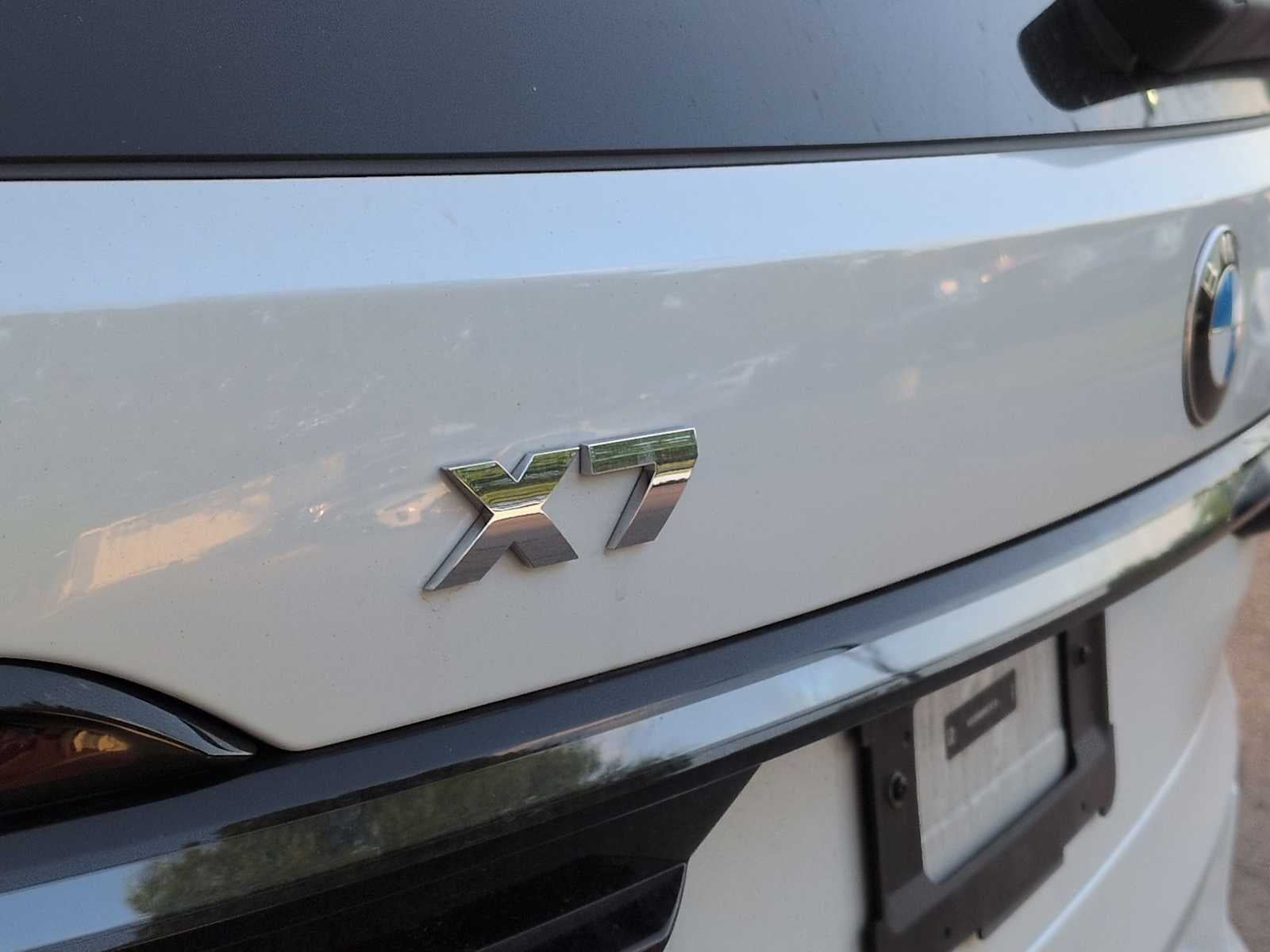BMW X7 M60i 2024
