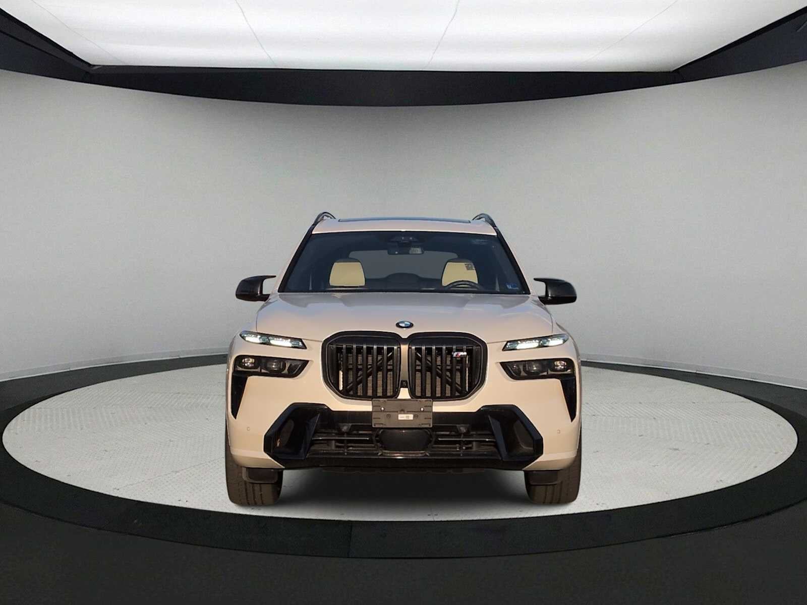 BMW X7 M60i 2024