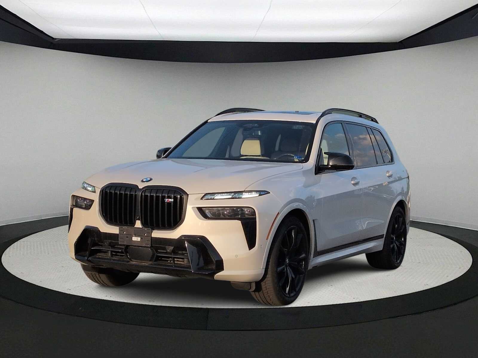 BMW X7 M60i 2024