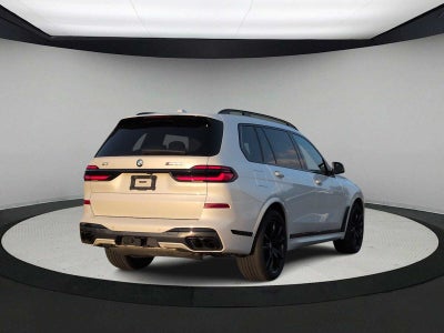 BMW X7 M60i 2024