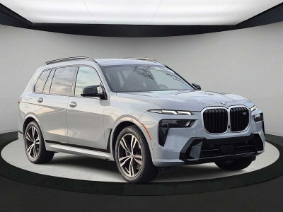 BMW X7 M60i 2025