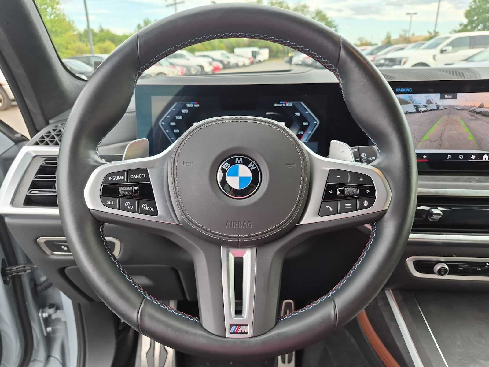BMW X7 M60i 2025