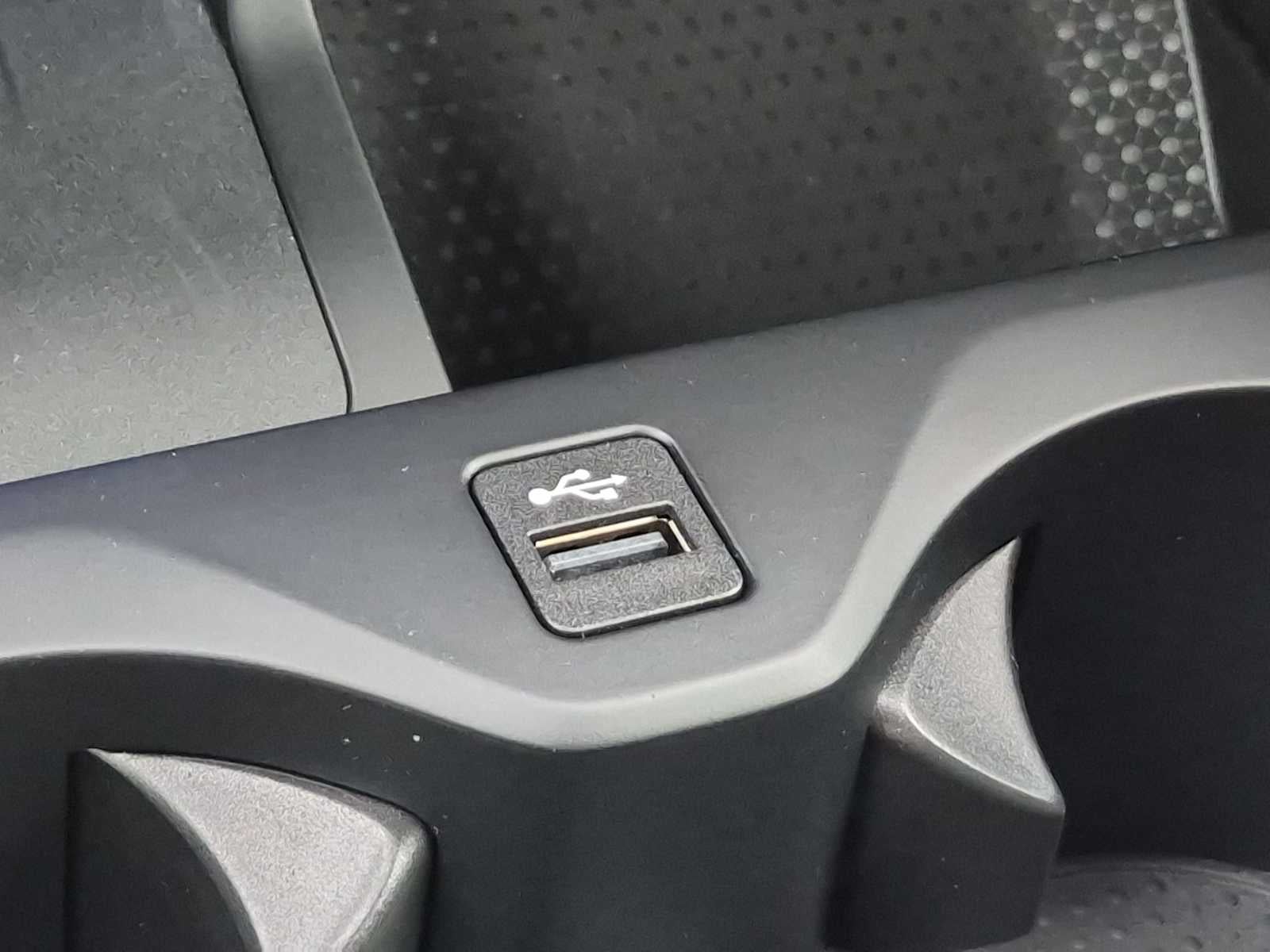 2025 BMW X6 xDrive40i