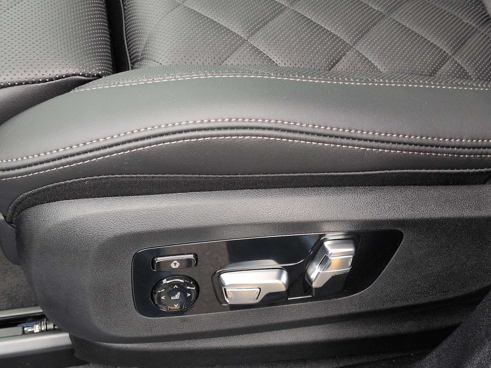 BMW X6 M60i 2026