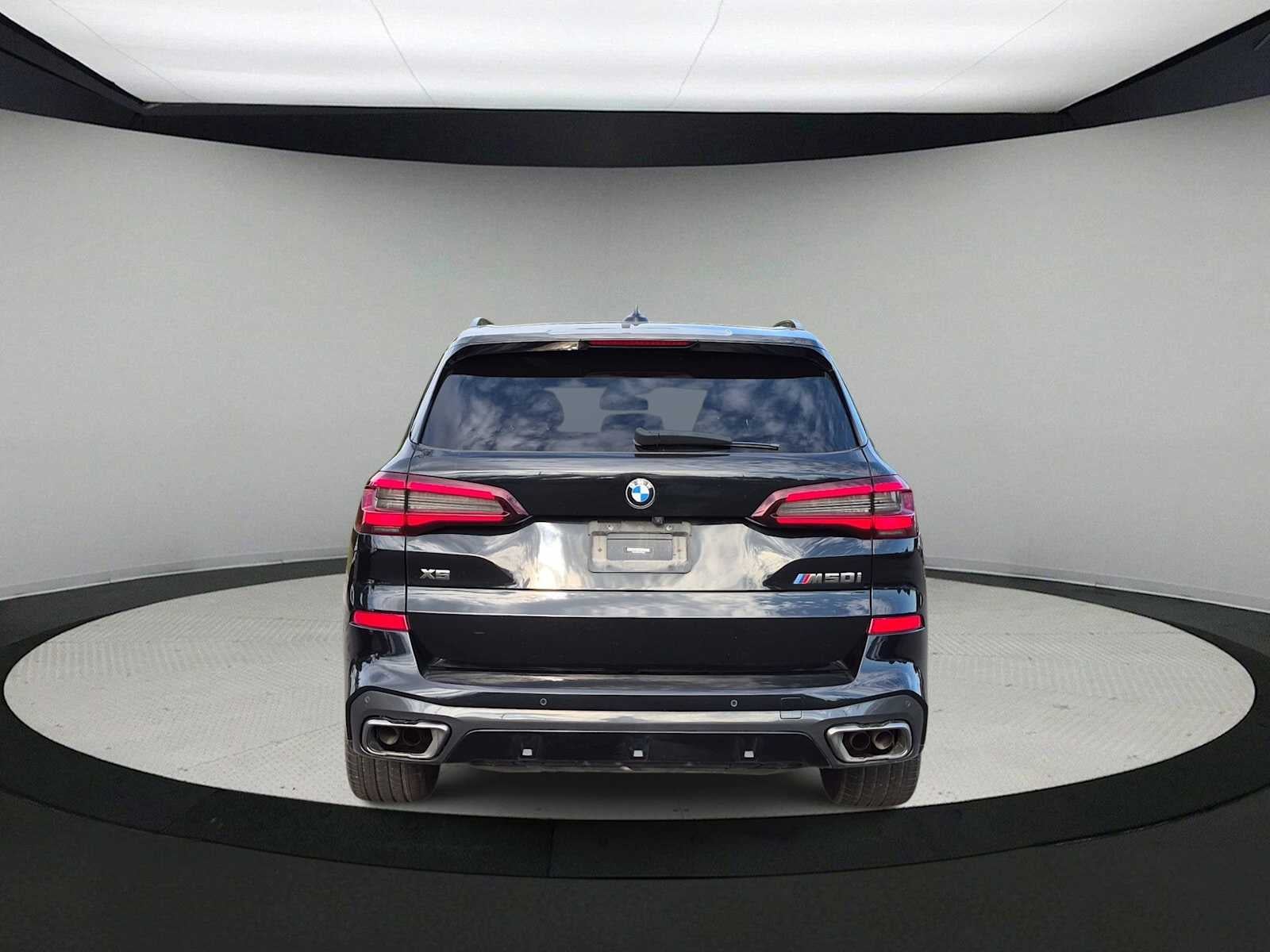 BMW X5 M50i 2022