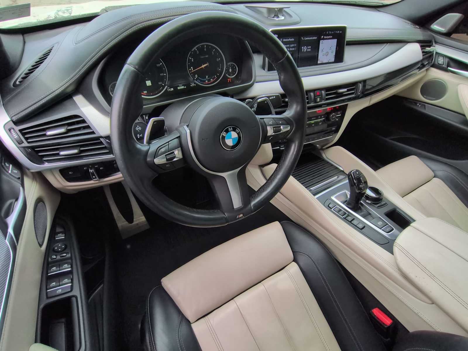 2019 BMW X6 xDrive50i