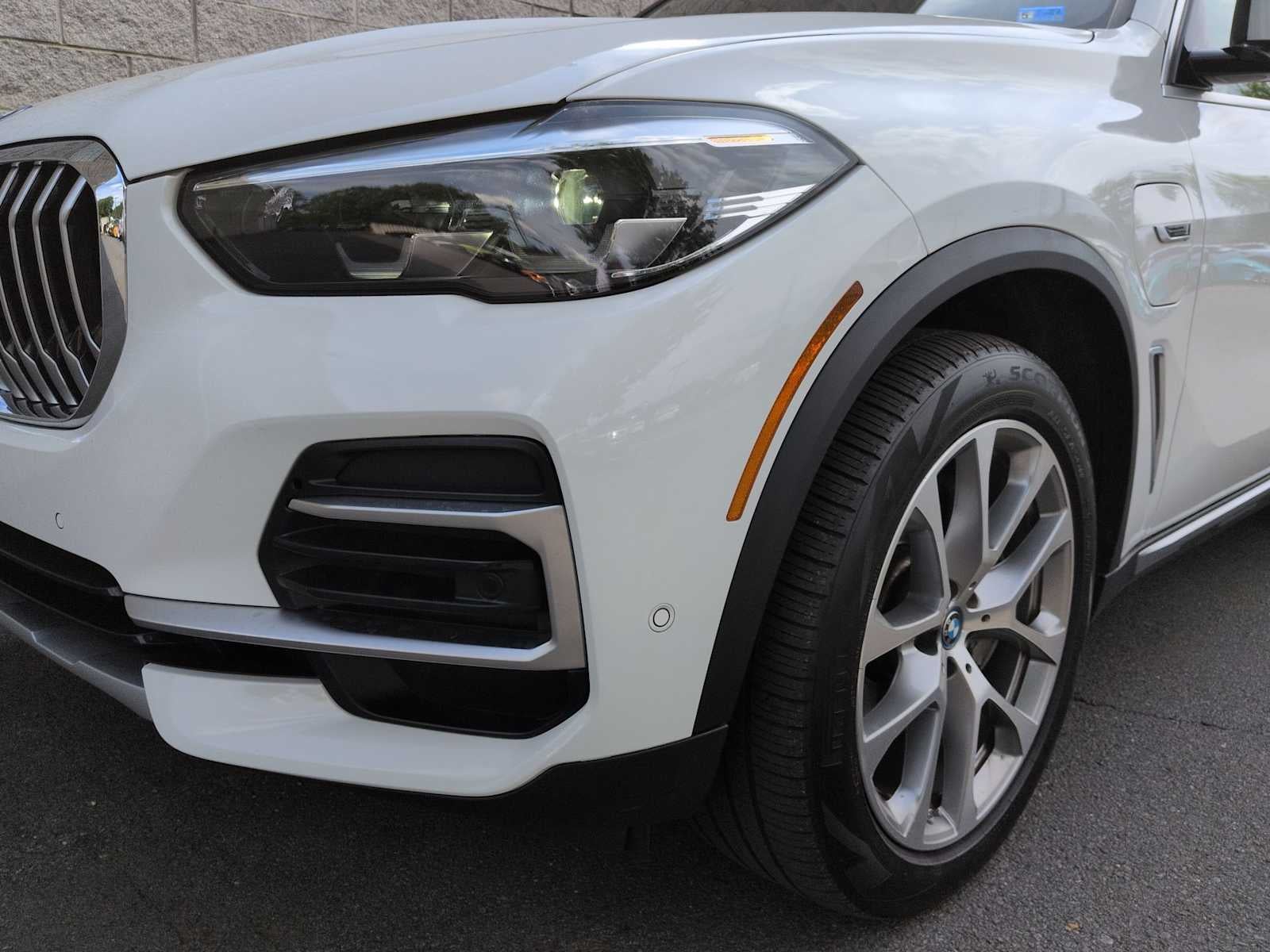 2023 BMW X5 xDrive45e