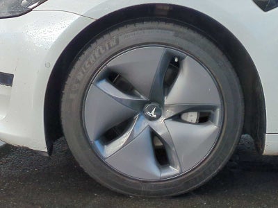 Tesla Model 3 Standard Range Plus 2021