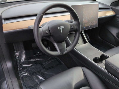 Tesla Model 3 Standard Range Plus 2019