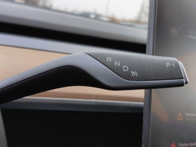 Tesla Model 3 Standard Range Plus 2019