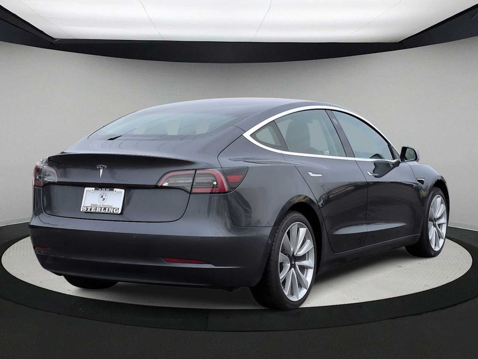 Tesla Model 3 Standard Range Plus 2019