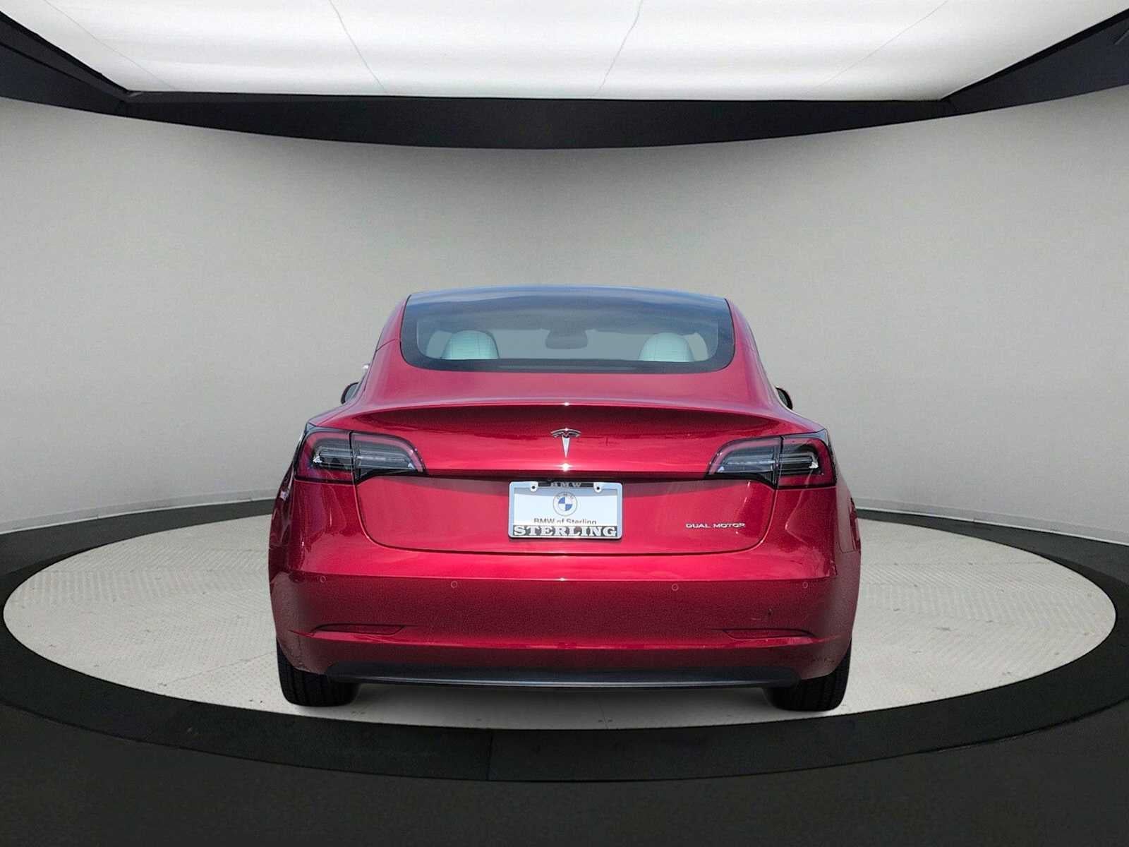 Tesla Model 3 Long Range 2021
