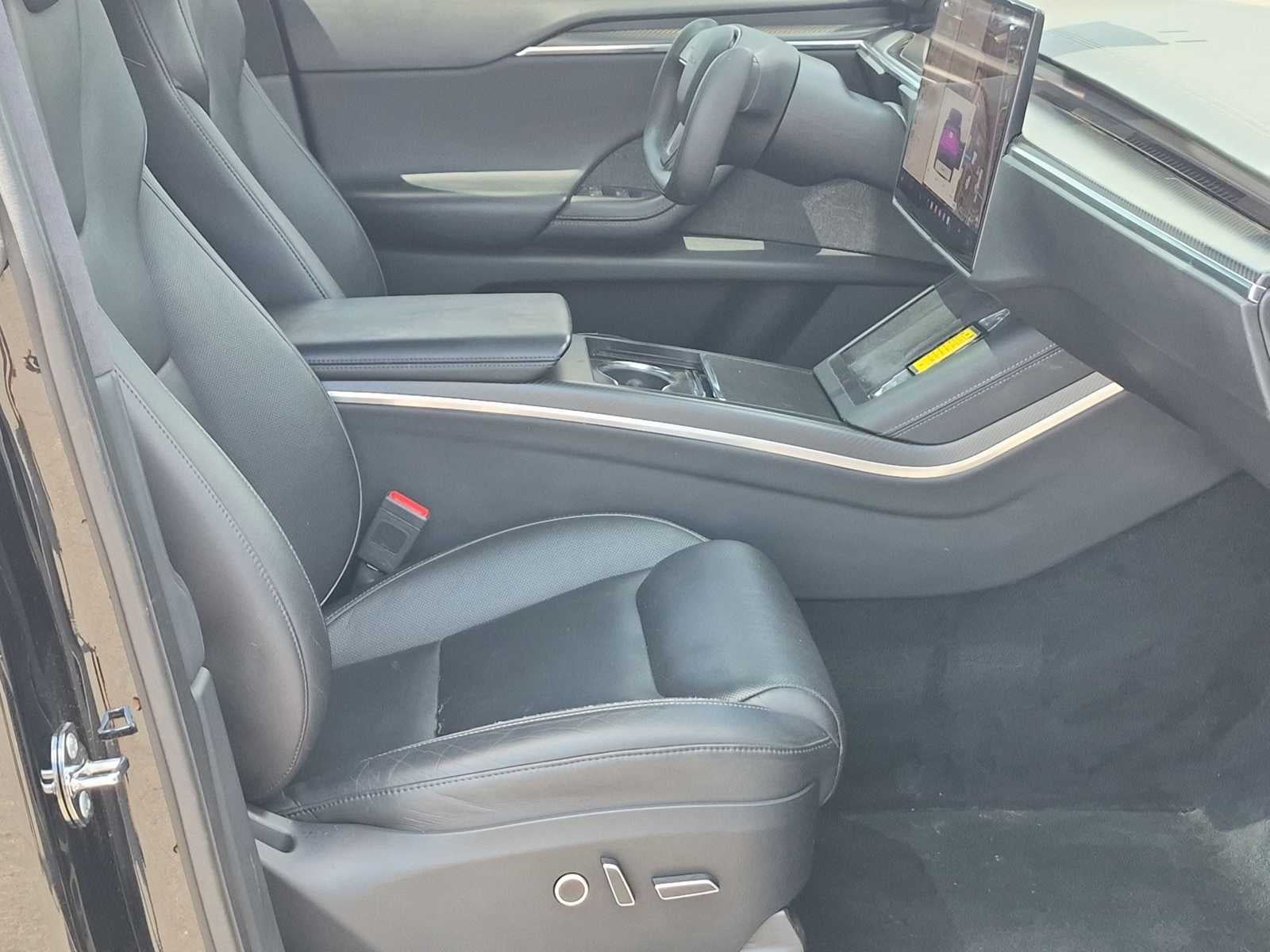 Tesla Model X Plaid 2022