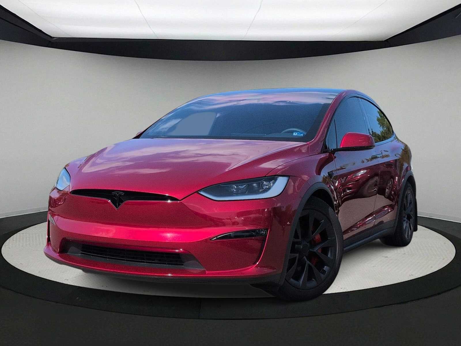 Tesla Model X Plaid 2024