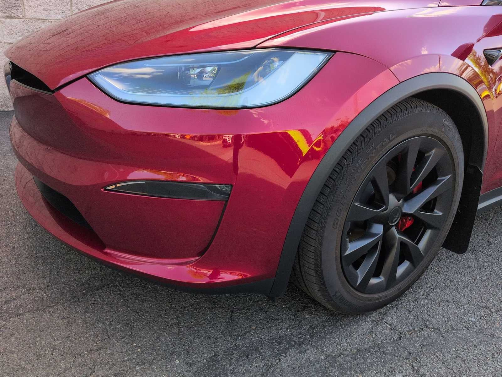 Tesla Model X Plaid 2024