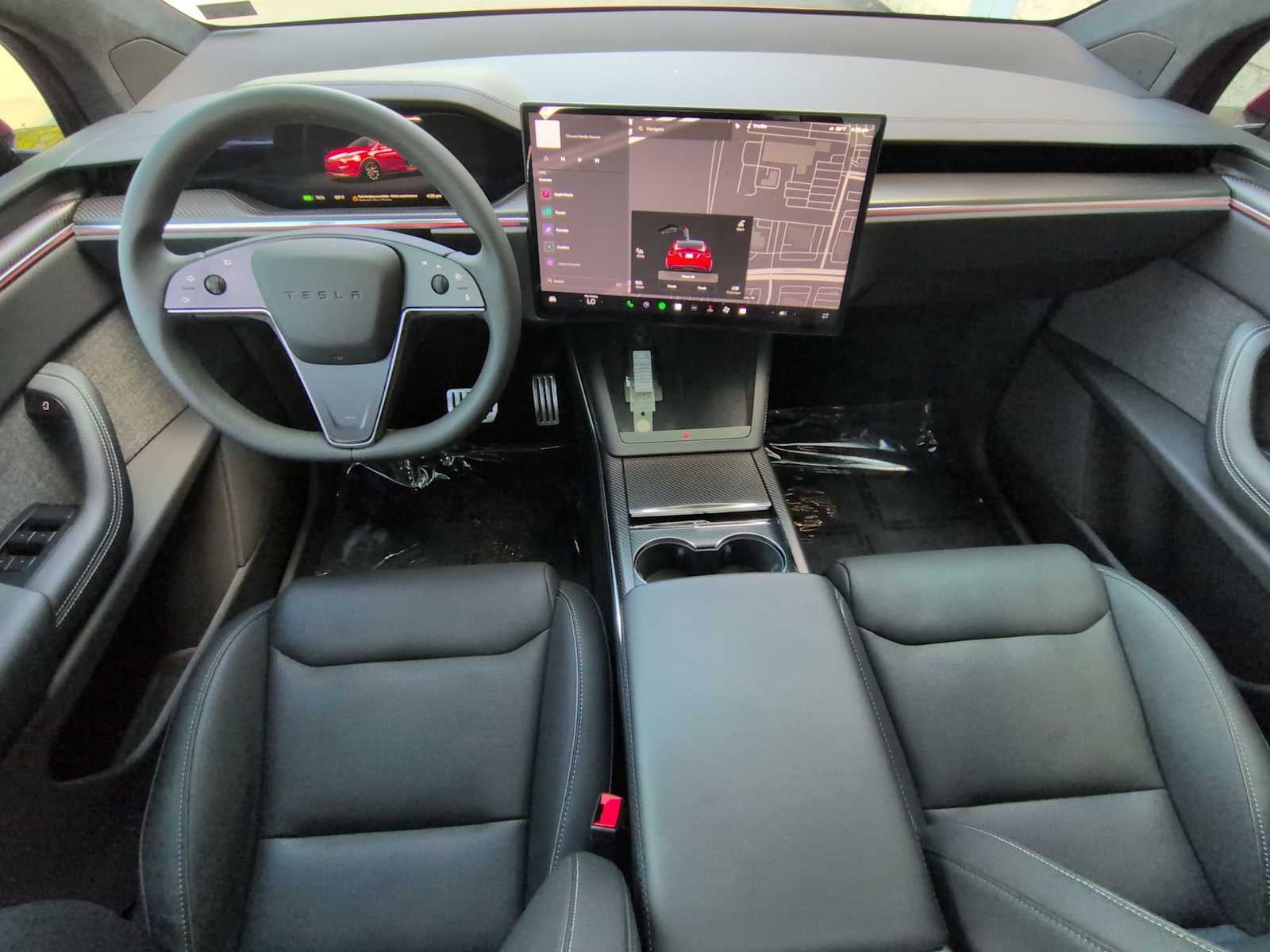 Tesla Model X Plaid 2024