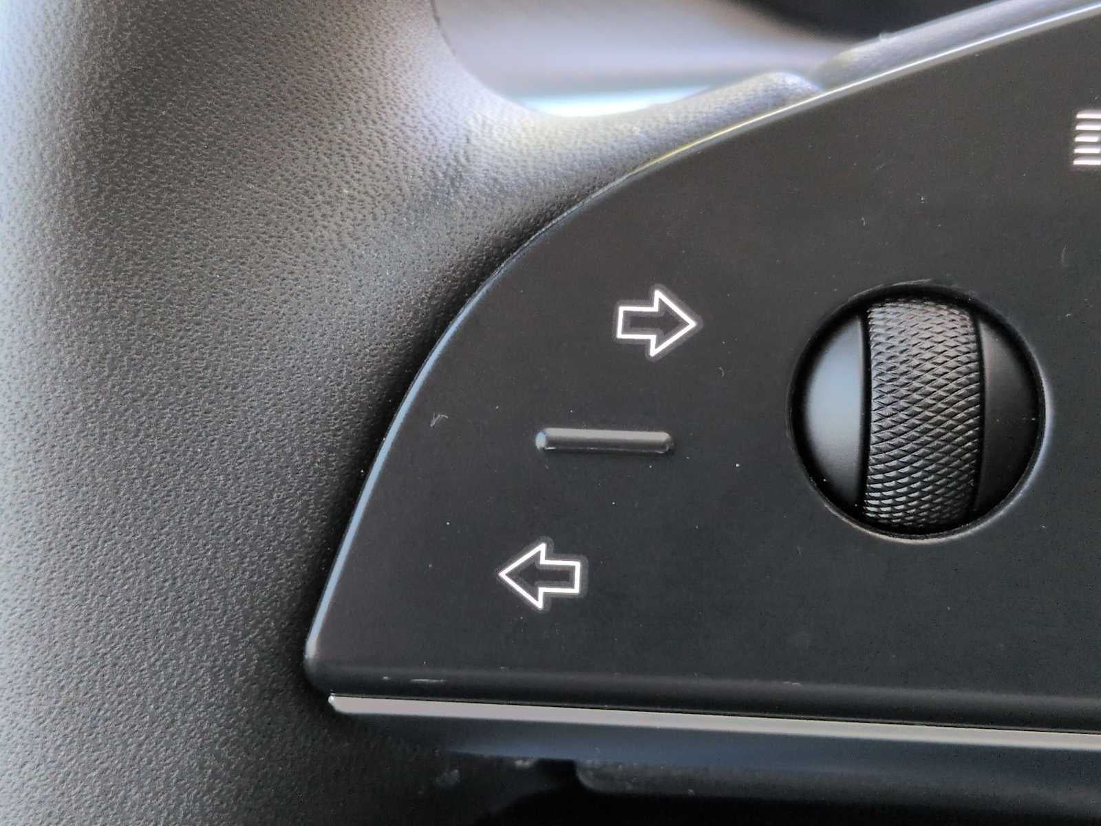 Tesla Model X Plaid 2024