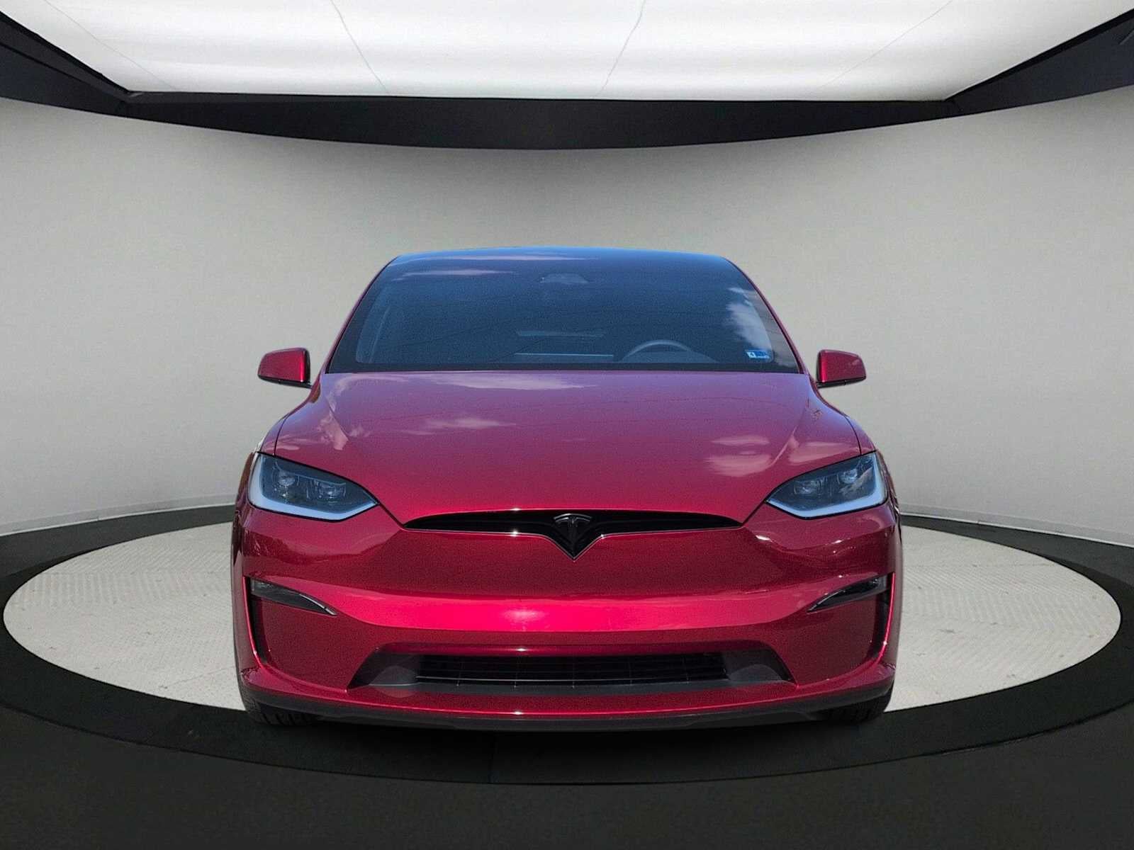 Tesla Model X Plaid 2024