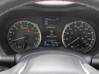 INFINITI Q60 LUXE 2022