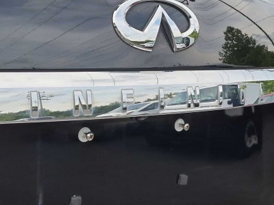 INFINITI QX80 LUXE 2021