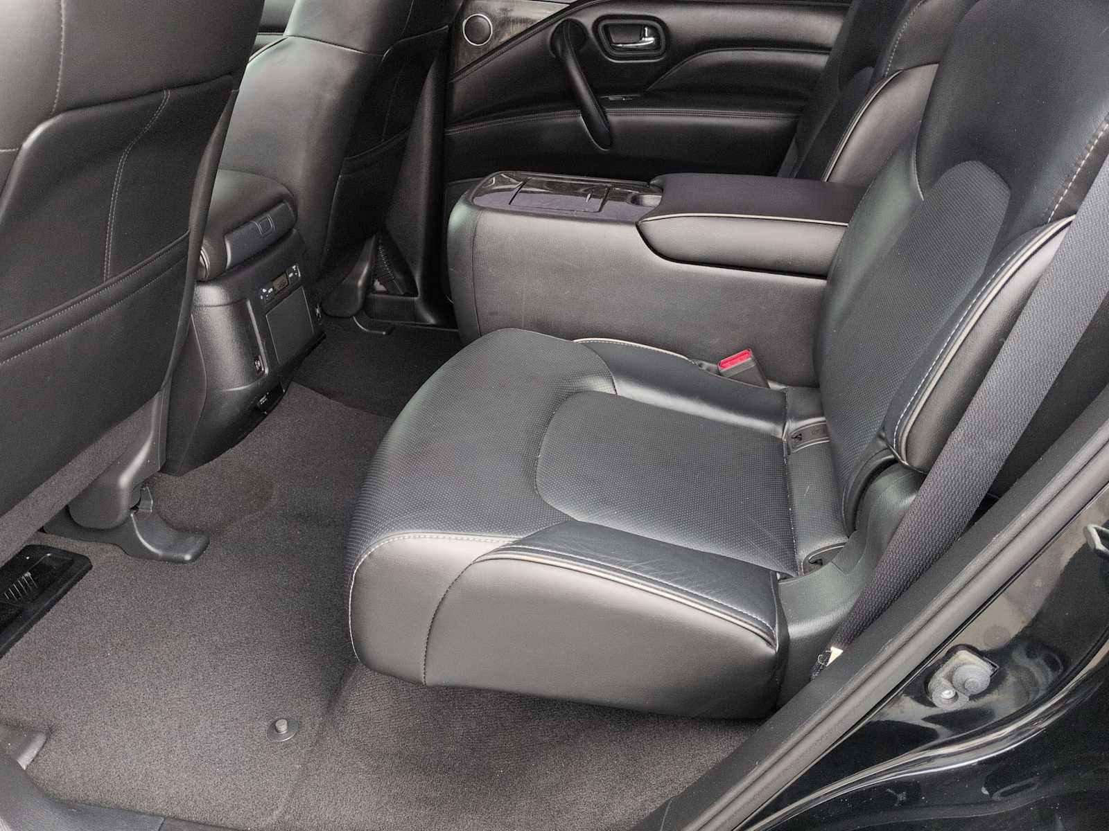 INFINITI QX80 LUXE 2022