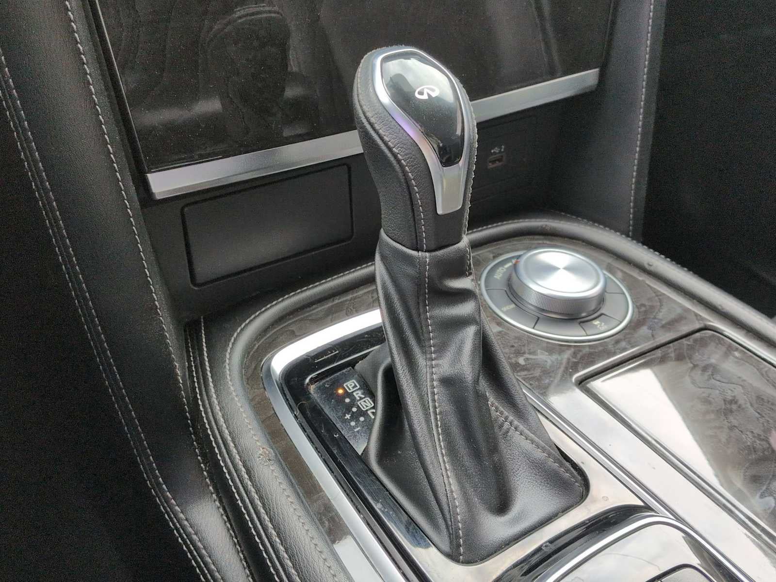 INFINITI QX80 LUXE 2022