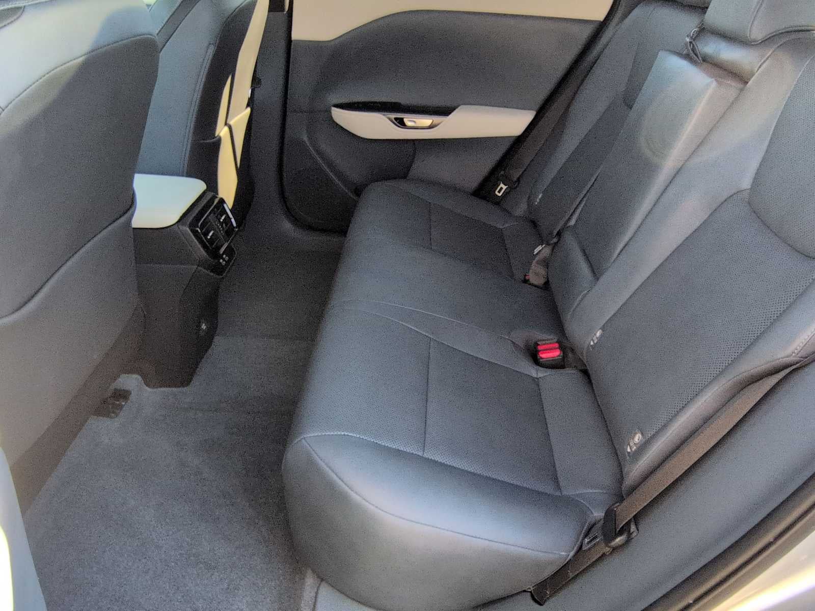 Lexus RZ Premium 2024