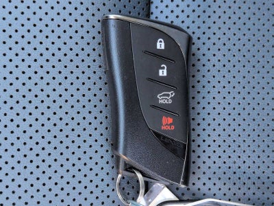 Lexus RZ Premium 2024