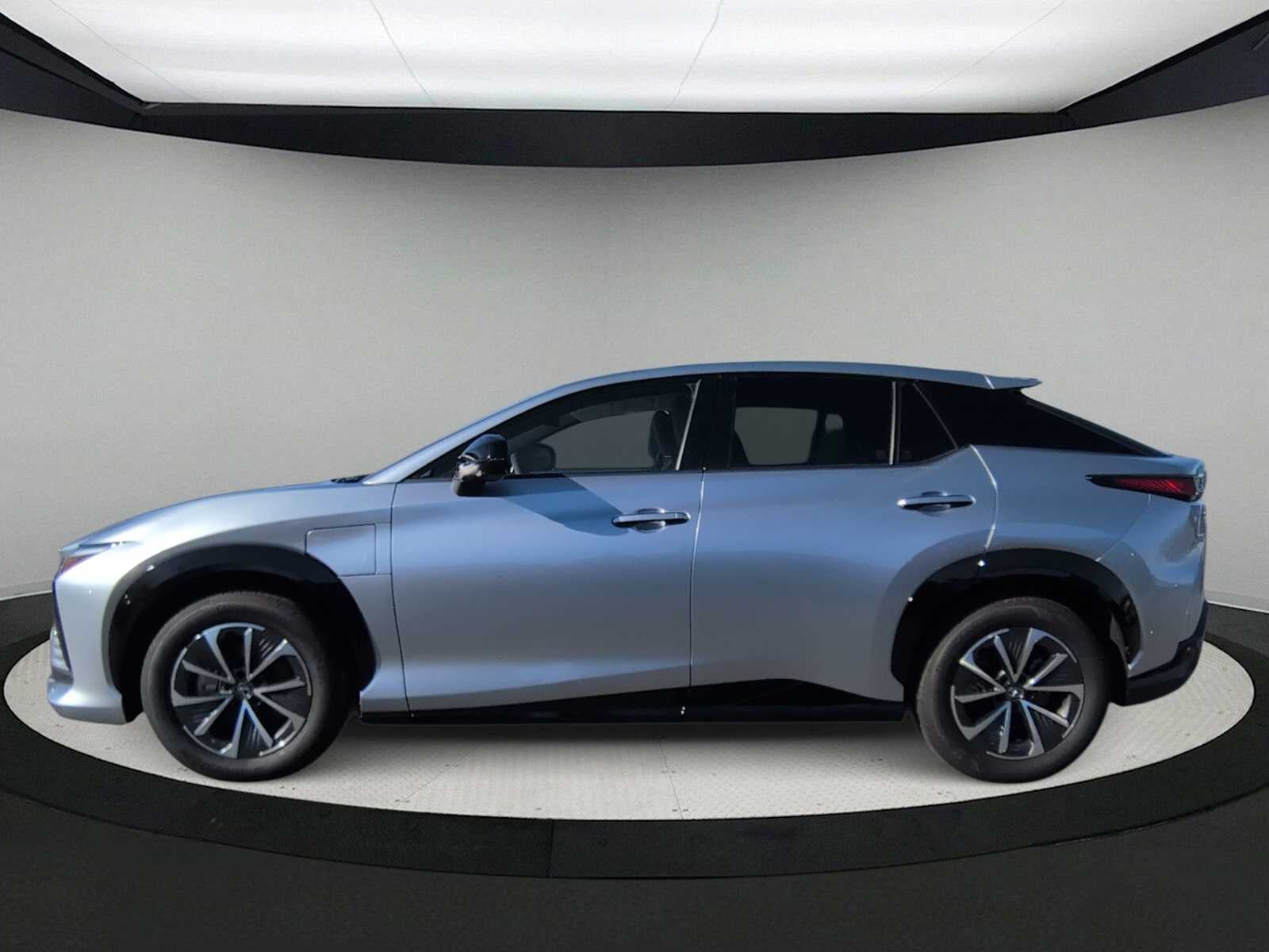 Lexus RZ Premium 2024