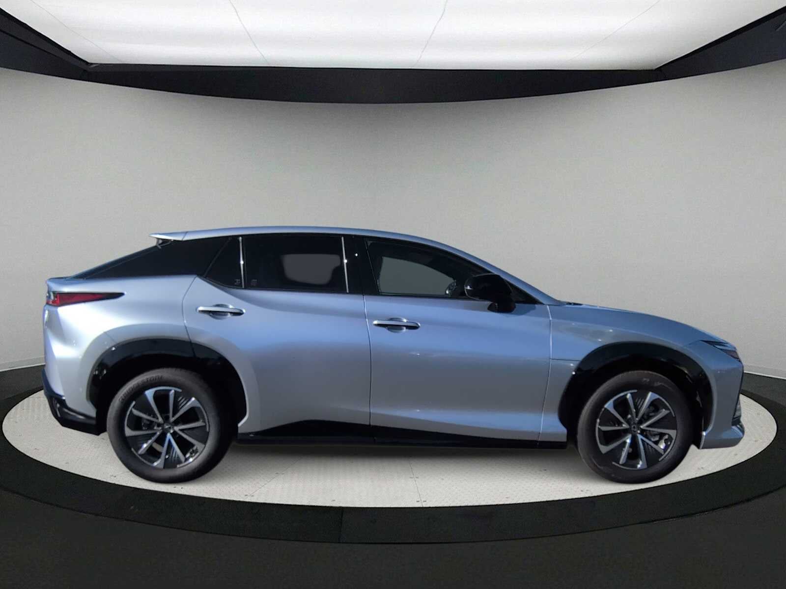 Lexus RZ Premium 2024