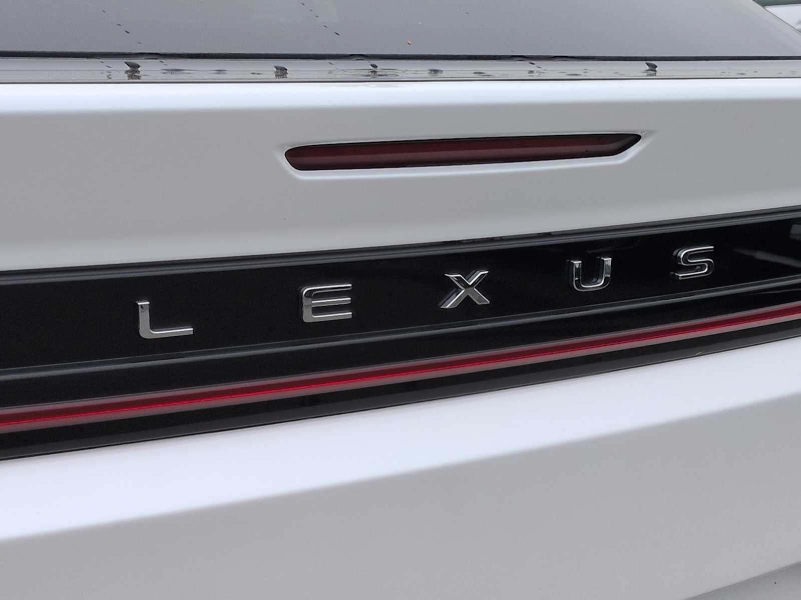 Lexus RZ 450e Premium 2025