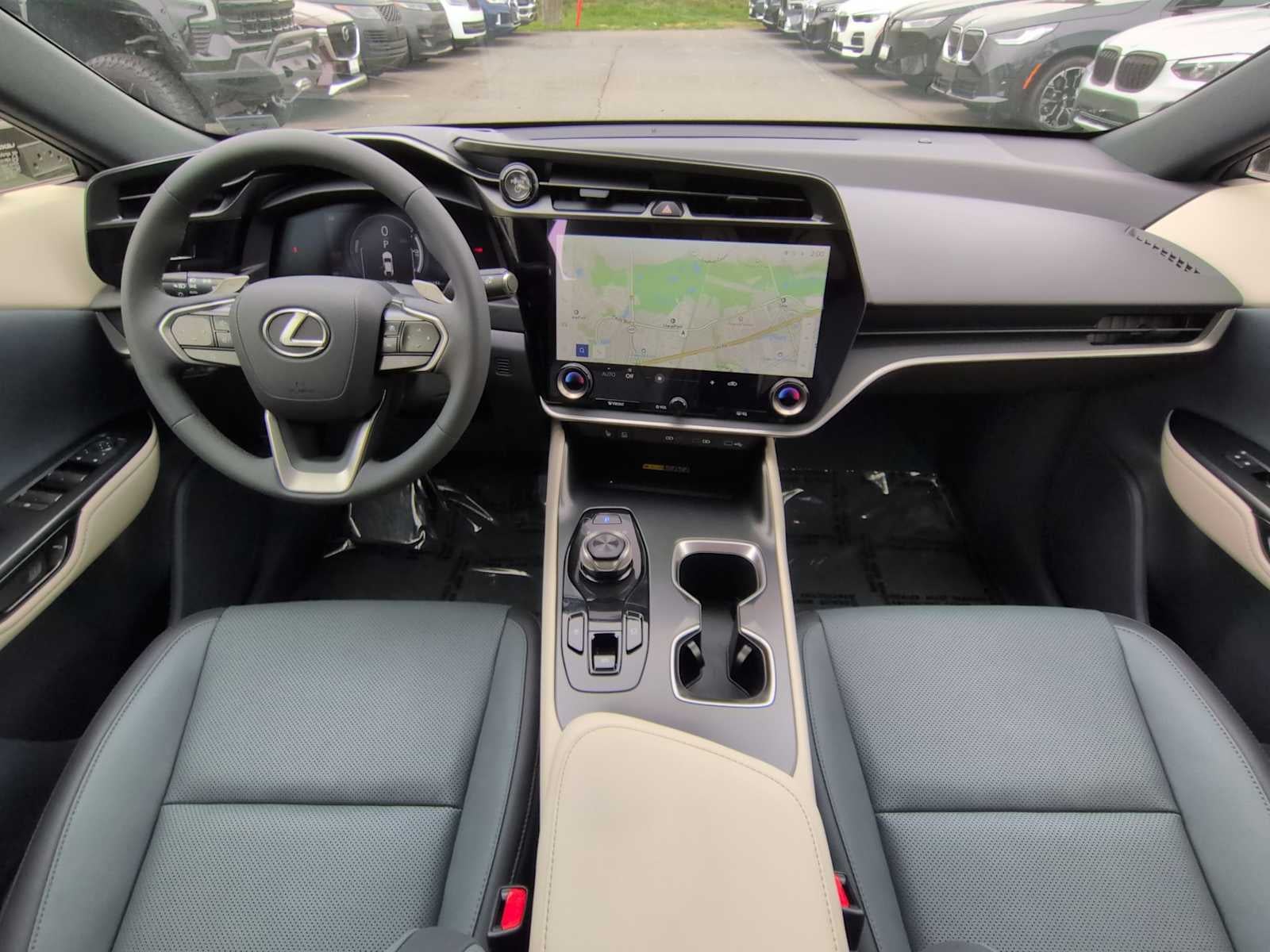 Lexus RZ 450e Premium 2025