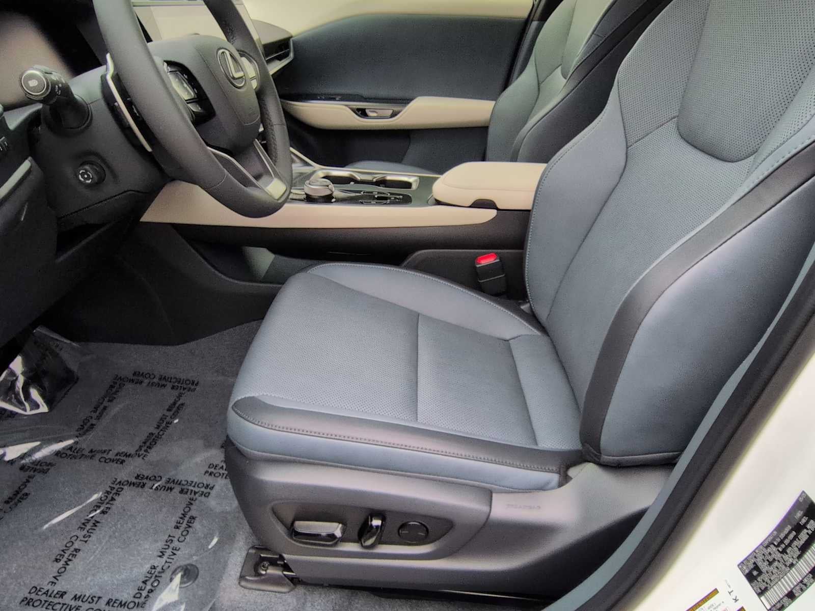 Lexus RZ 450e Premium 2025