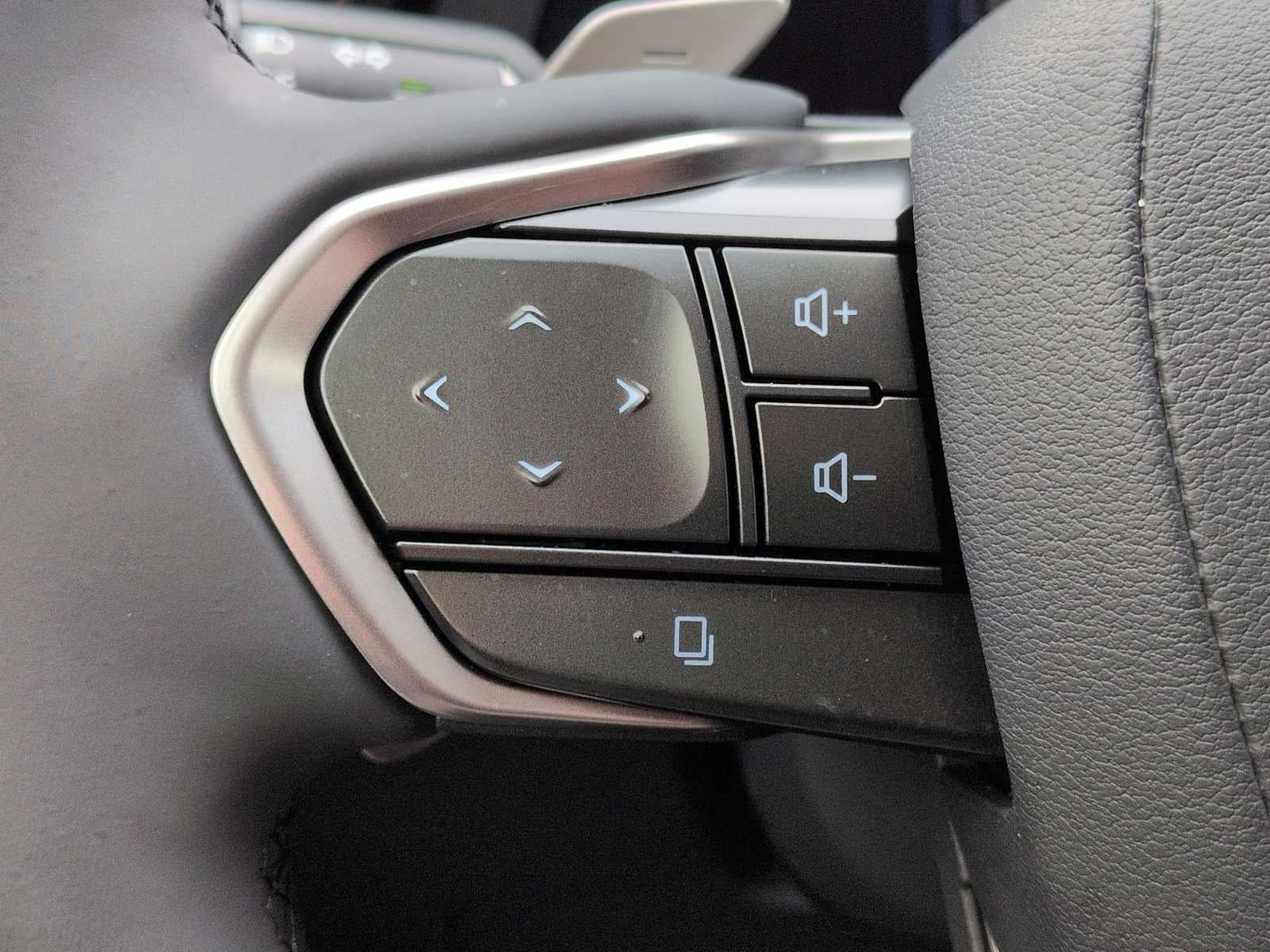 Lexus RZ 450e Premium 2025